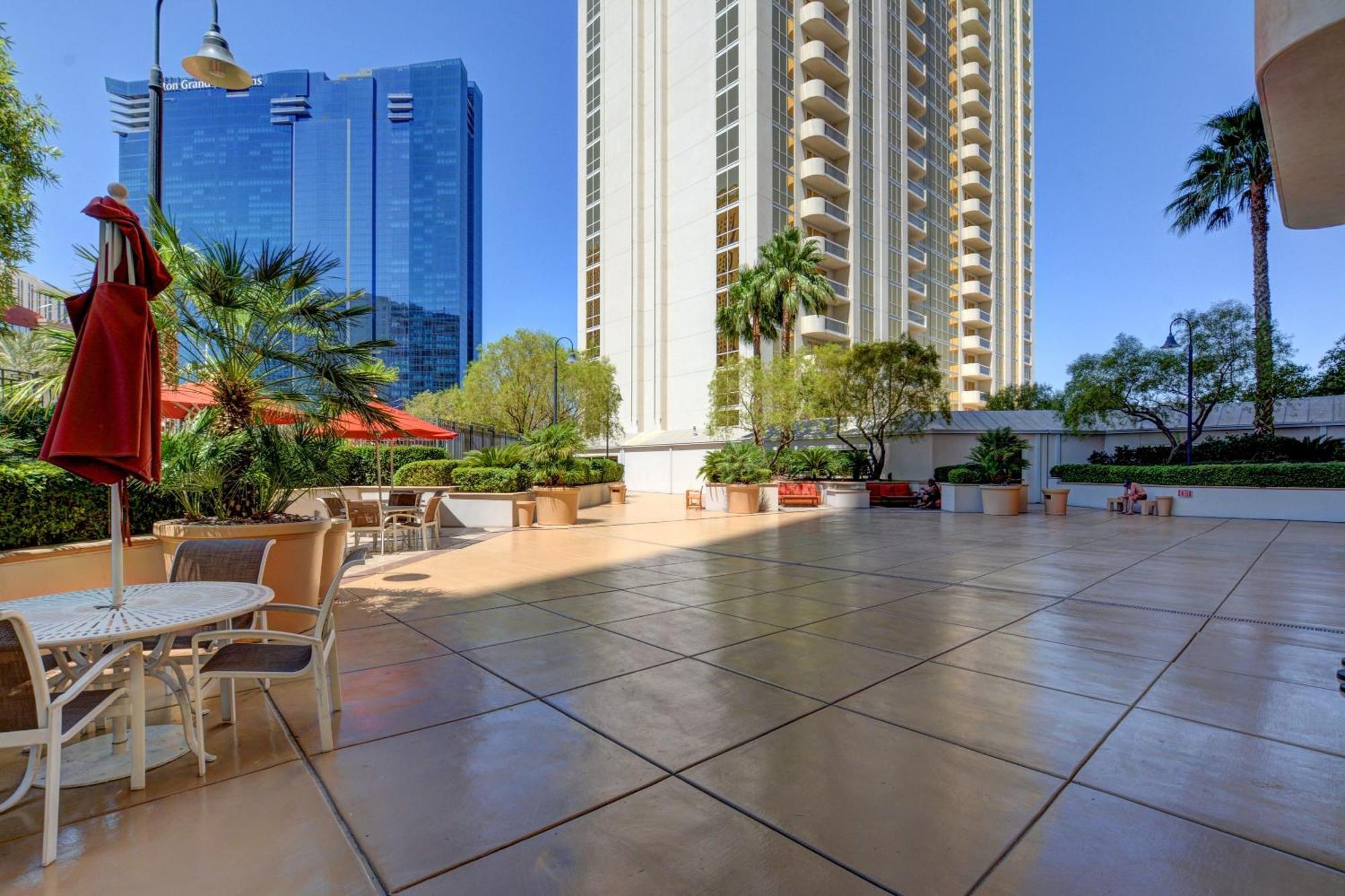 Mgm Signature-28-820 1Br 2Ba F1 Pits View Balcony Las Vegas Zewnętrze zdjęcie
